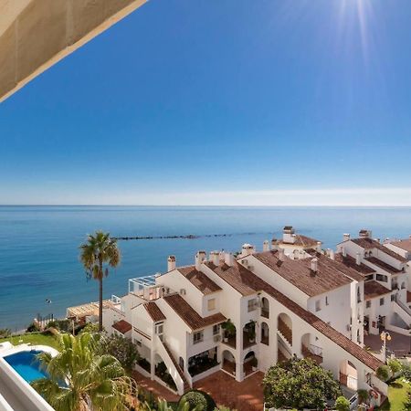 Stunning Apartment 10 Meters From The Beach With Parking Benalmadena Exterior photo