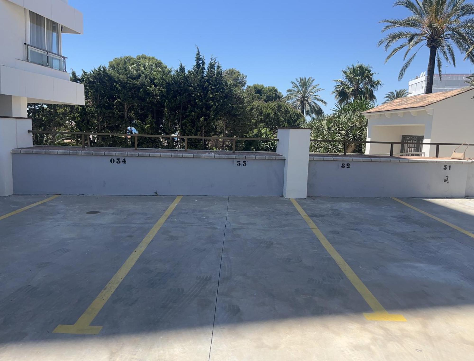 Stunning Apartment 10 Meters From The Beach With Parking Benalmadena Exterior photo